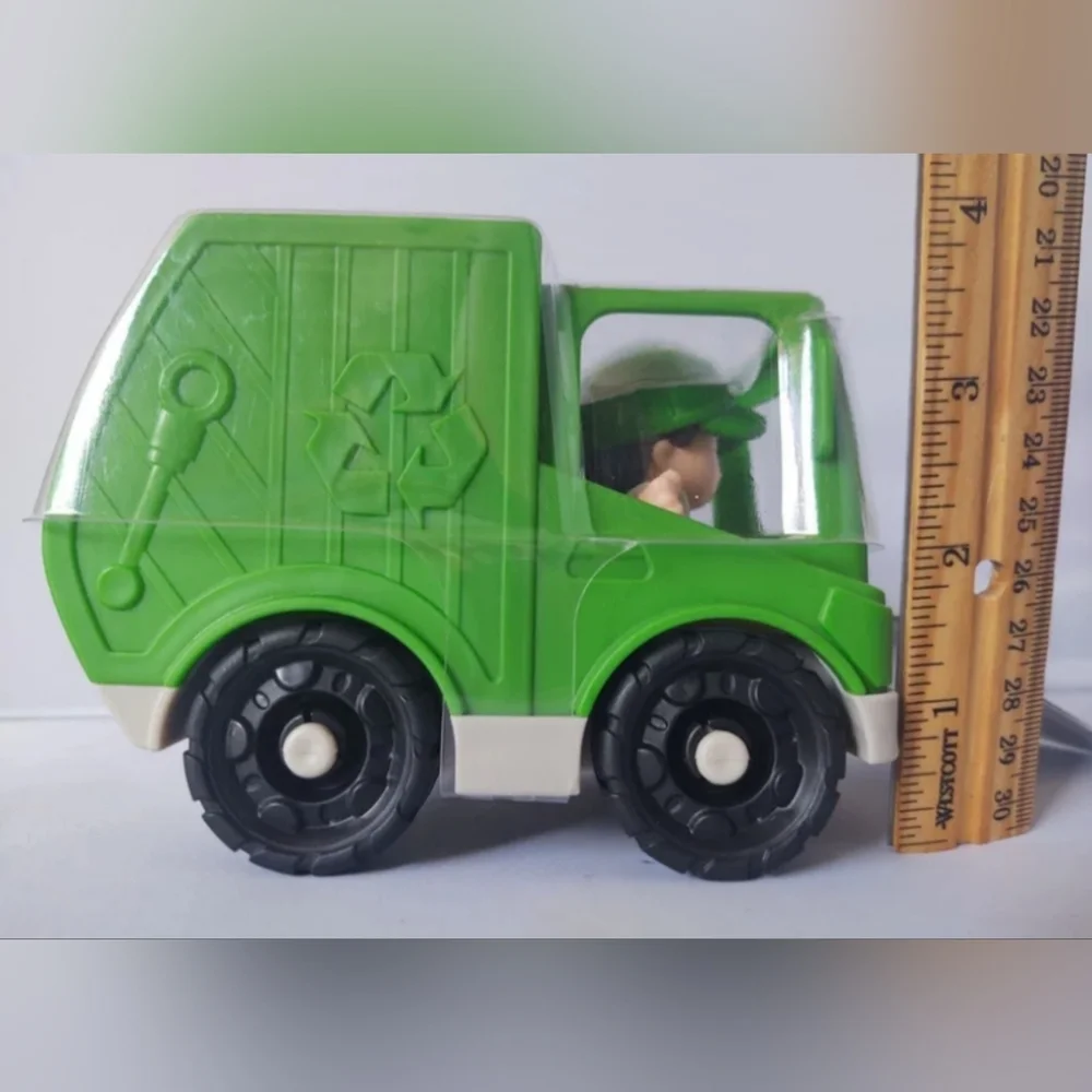 Little People Recycle Garbage Truck NWT Fisher Price - Picture 2 of 4